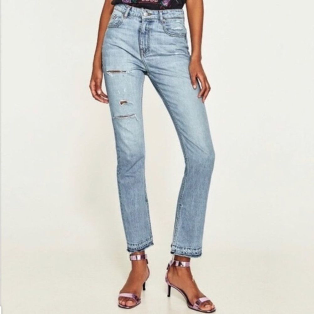 Zara High Rise Straight Open Hem Jeans Size 4